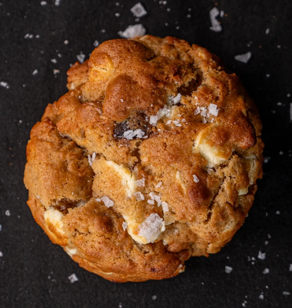 ivory — white chocolate | clean and smooth